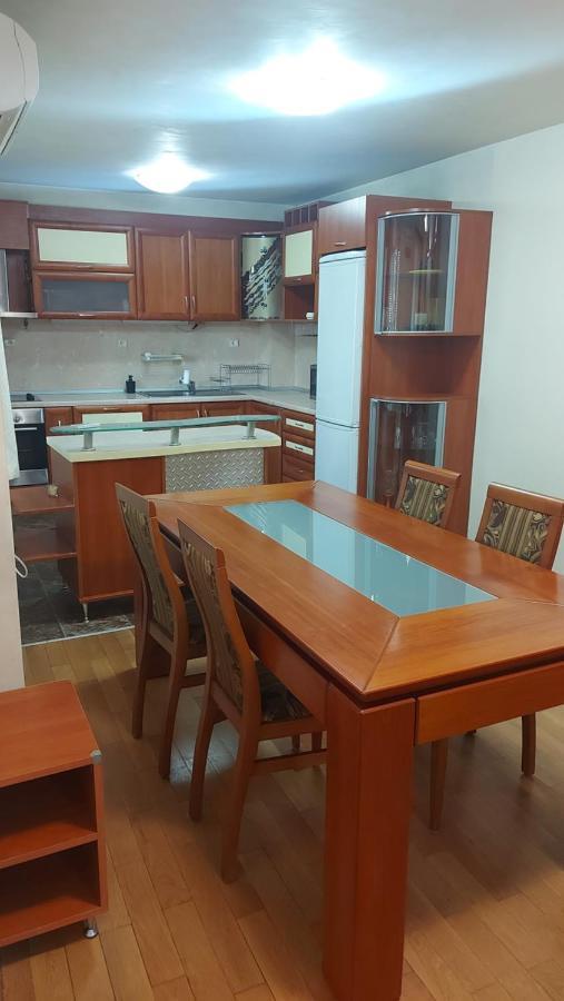 Hostex Vintage Apartment Stara Zagora Bagian luar foto
